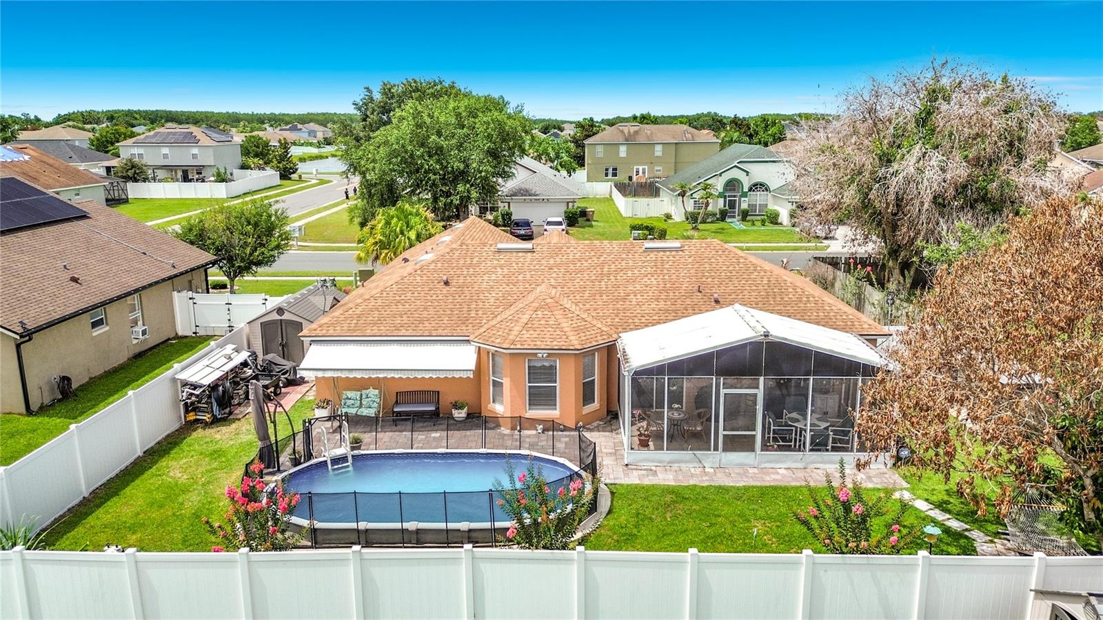 PEBBLE POINTE UNIT 2 - Residential