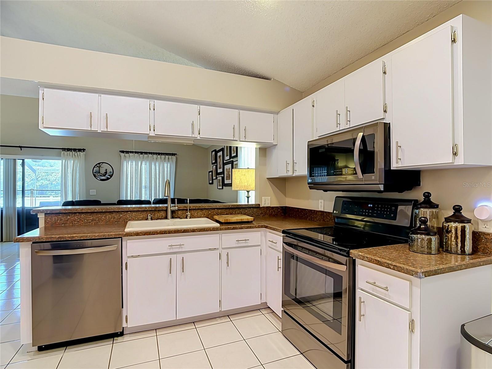 WALDEN LAKE UNIT 30 PH 1 SE - Residential