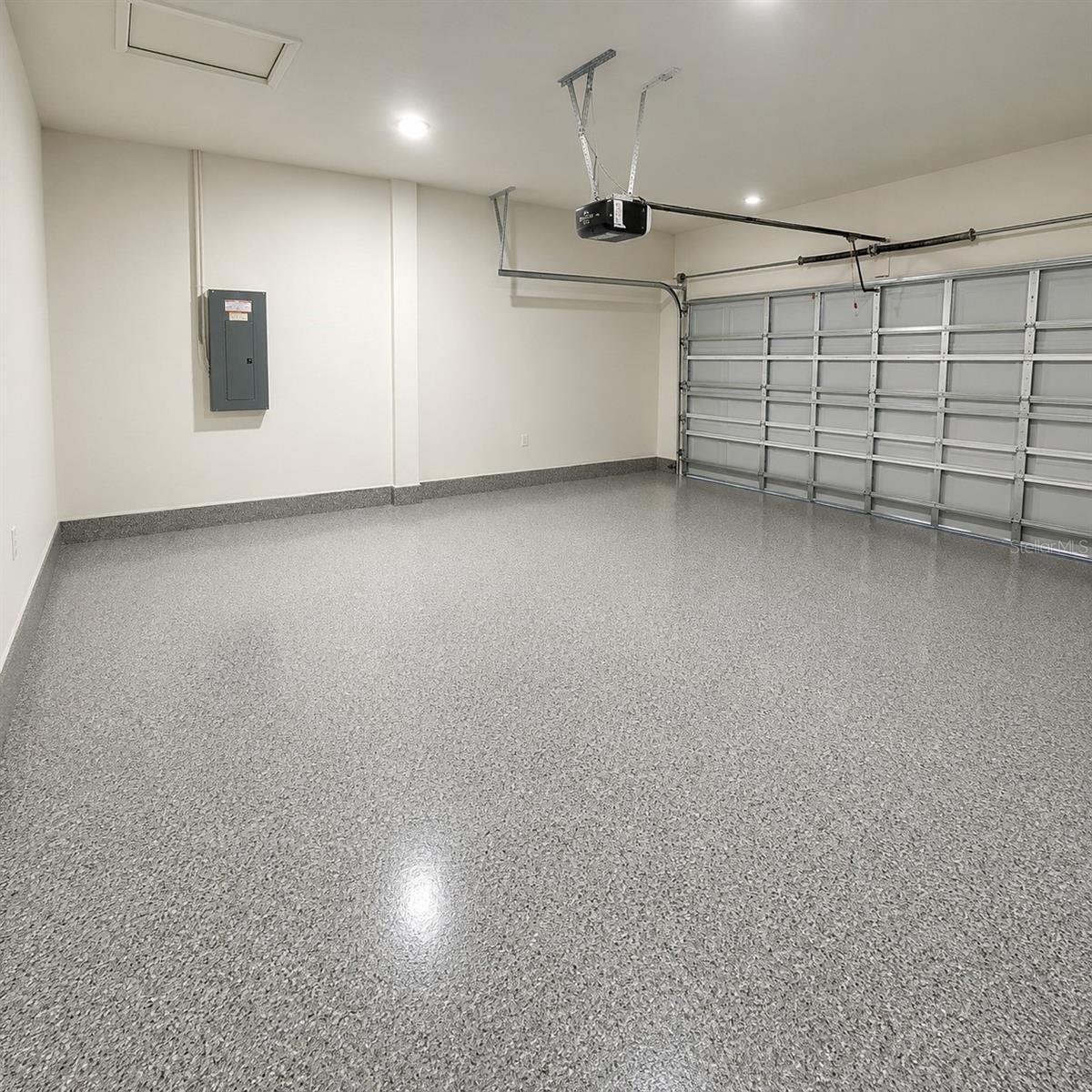 CITRUS SPGS UNIT 04 - Residential