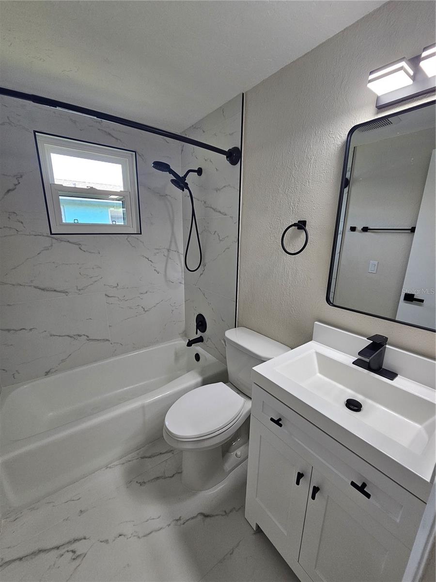 MADISON PARK - Residential Lease