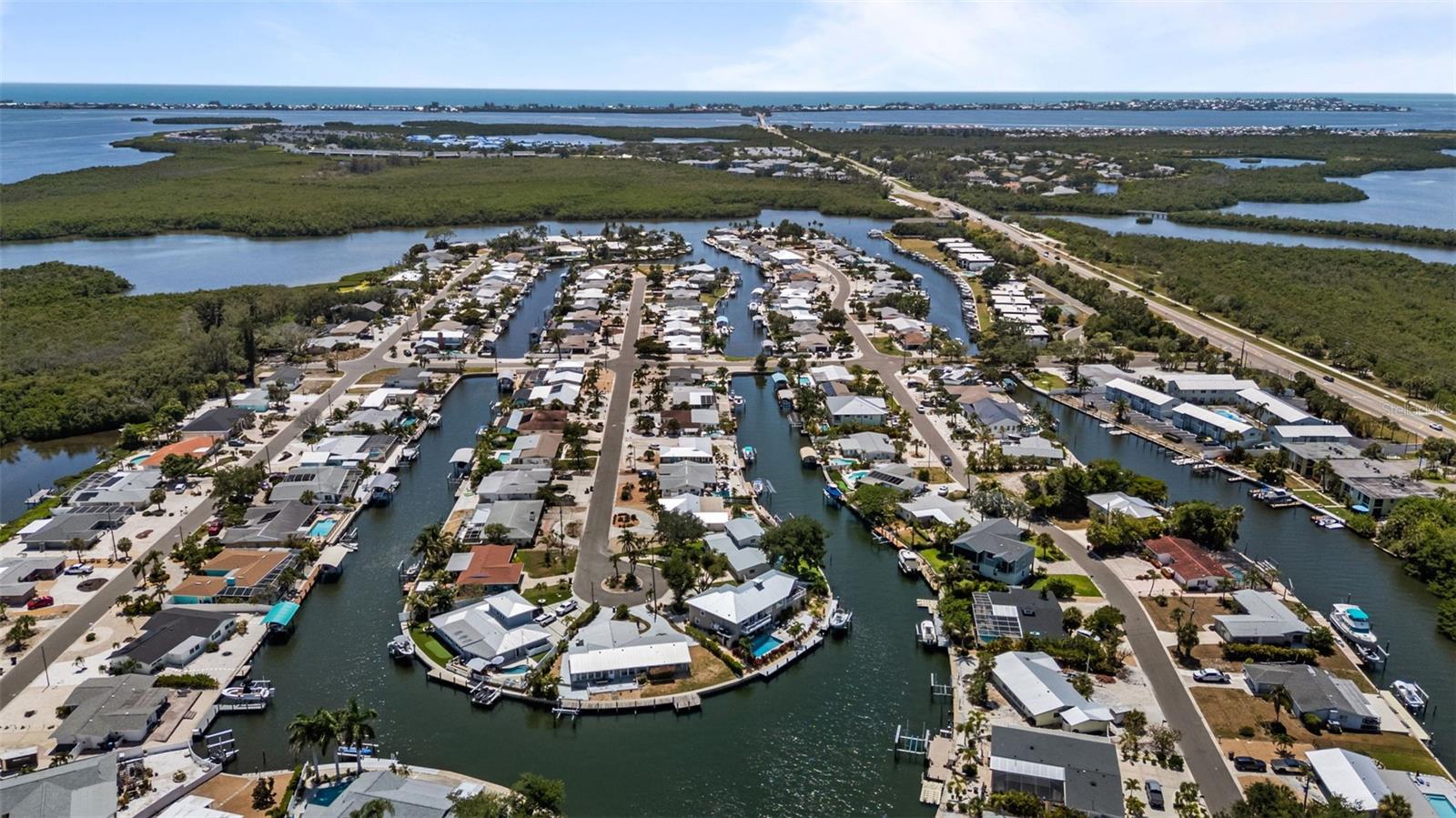 FLAMINGO CAY FIRST UNIT - Residential