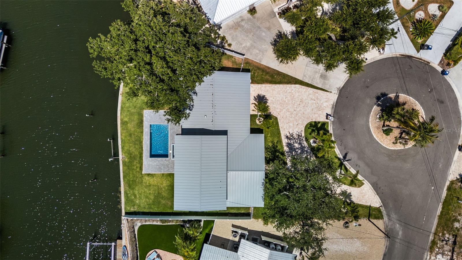FLAMINGO CAY FIRST UNIT - Residential