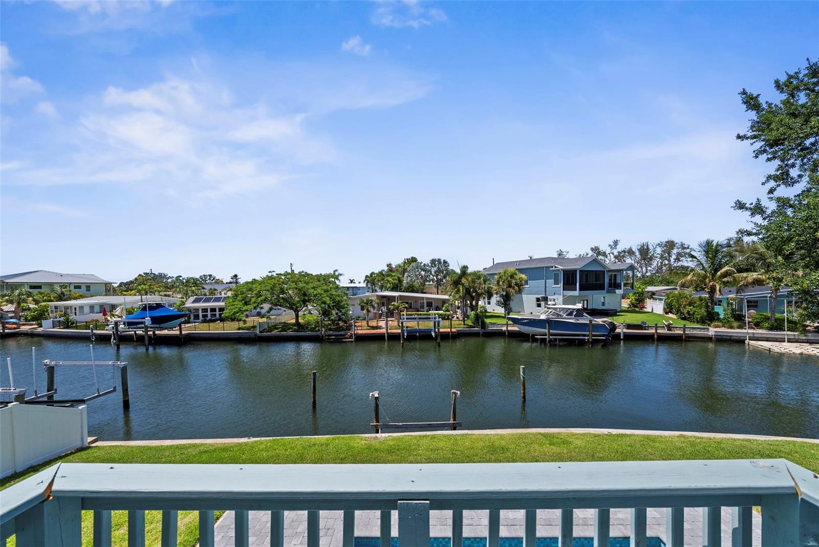 FLAMINGO CAY FIRST UNIT - Residential