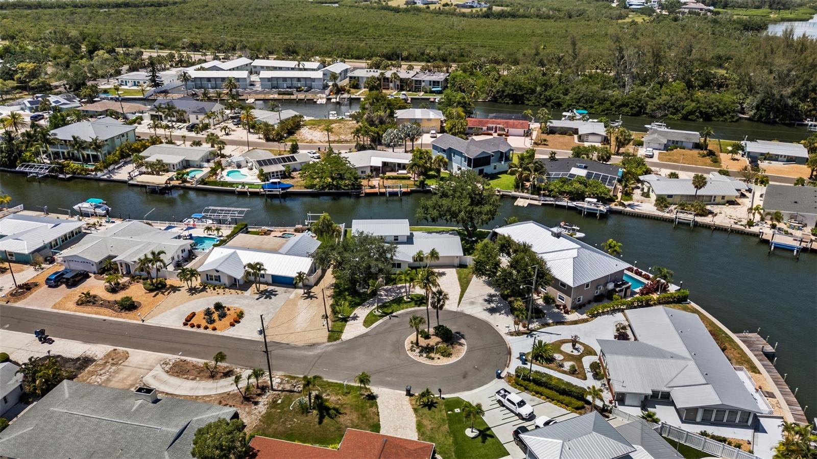 FLAMINGO CAY FIRST UNIT - Residential