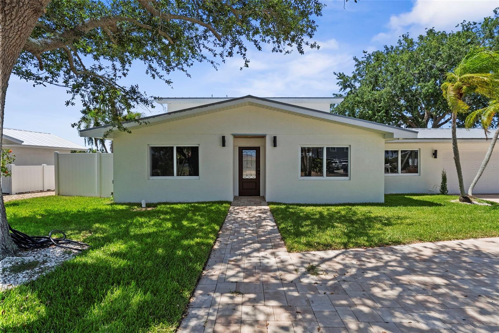 FLAMINGO CAY FIRST UNIT - Residential