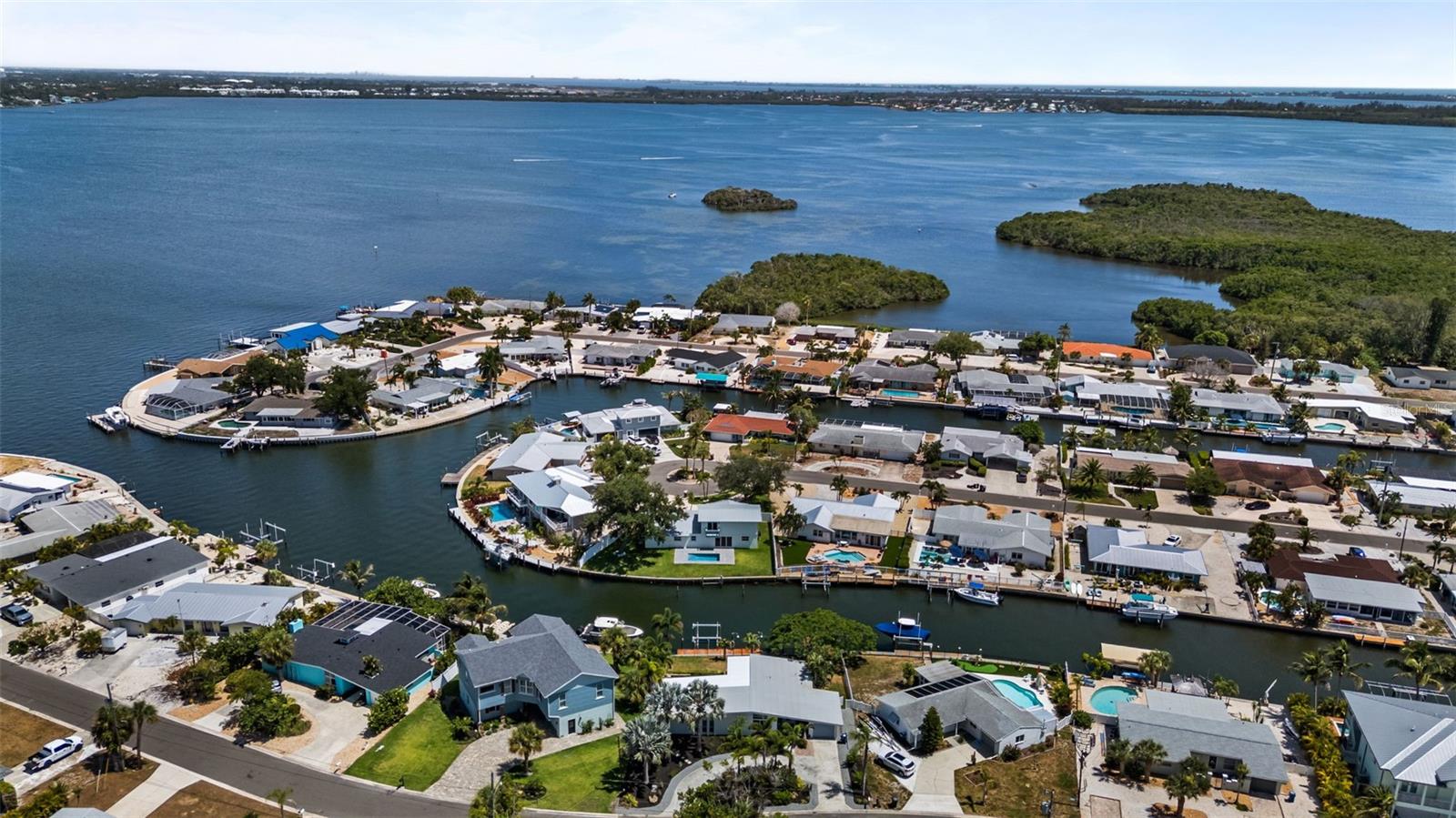 FLAMINGO CAY FIRST UNIT - Residential