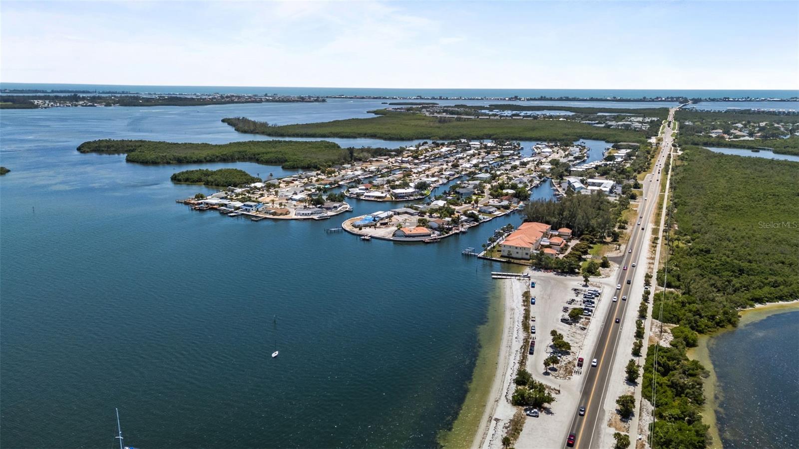 FLAMINGO CAY FIRST UNIT - Residential