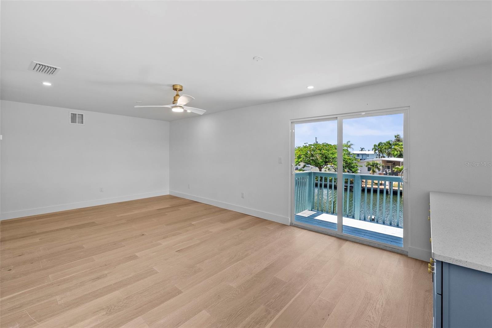 FLAMINGO CAY FIRST UNIT - Residential