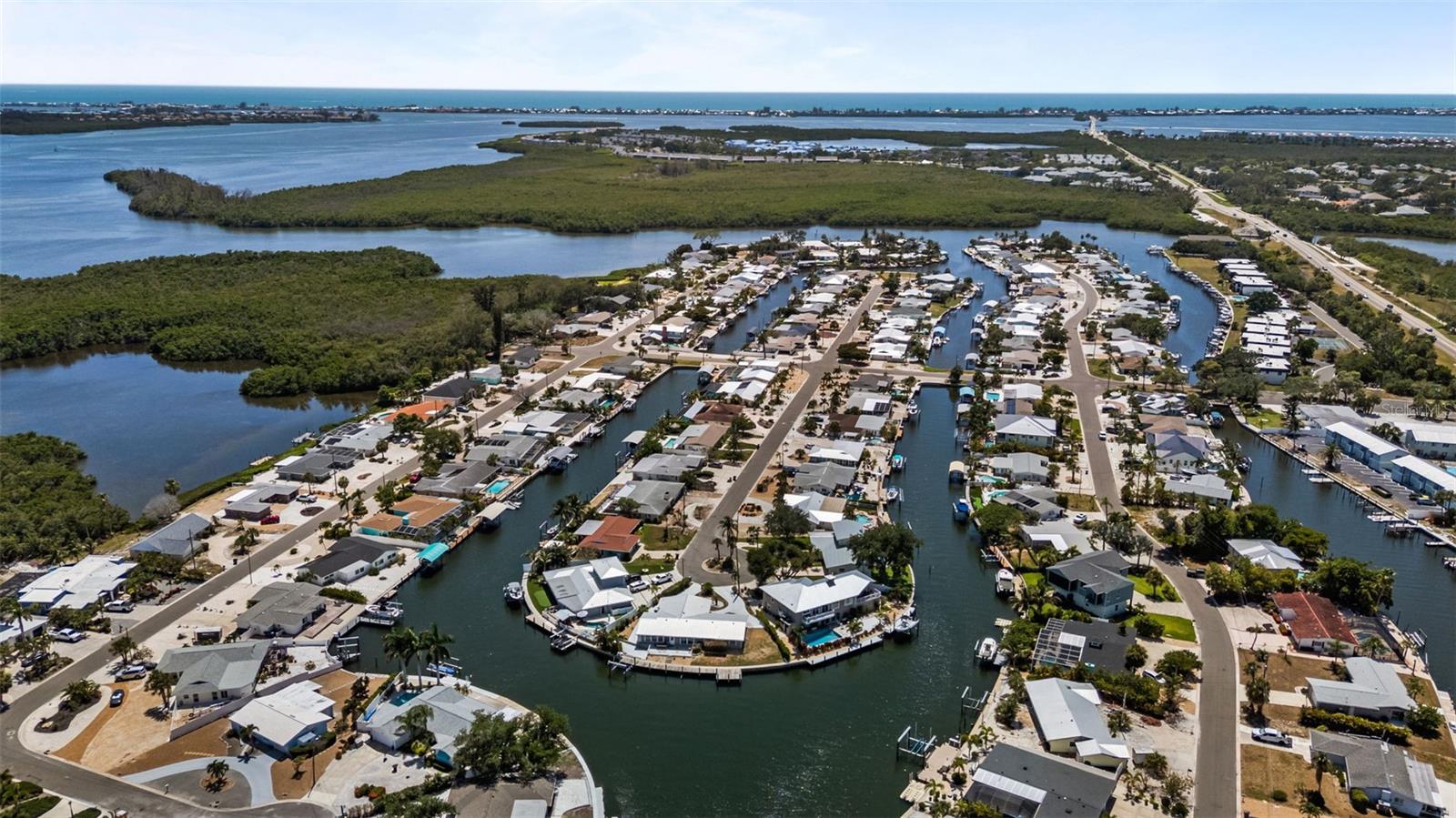 FLAMINGO CAY FIRST UNIT - Residential