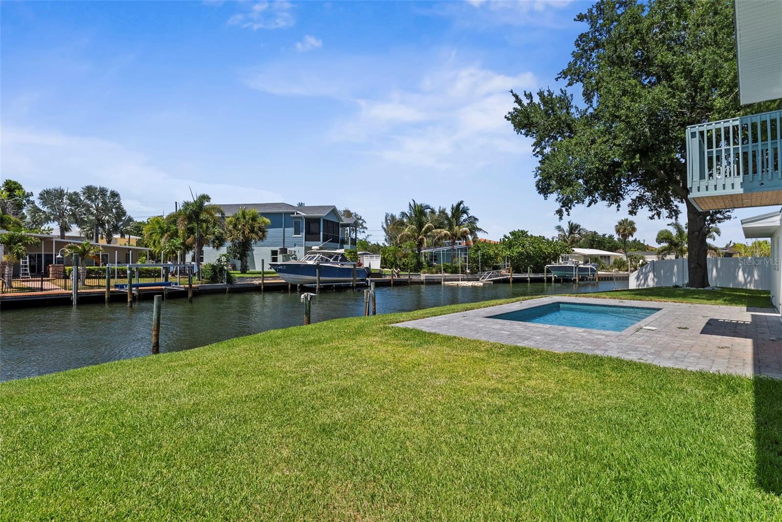 FLAMINGO CAY FIRST UNIT - Residential