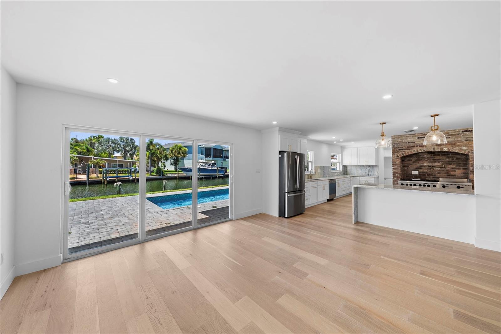 FLAMINGO CAY FIRST UNIT - Residential