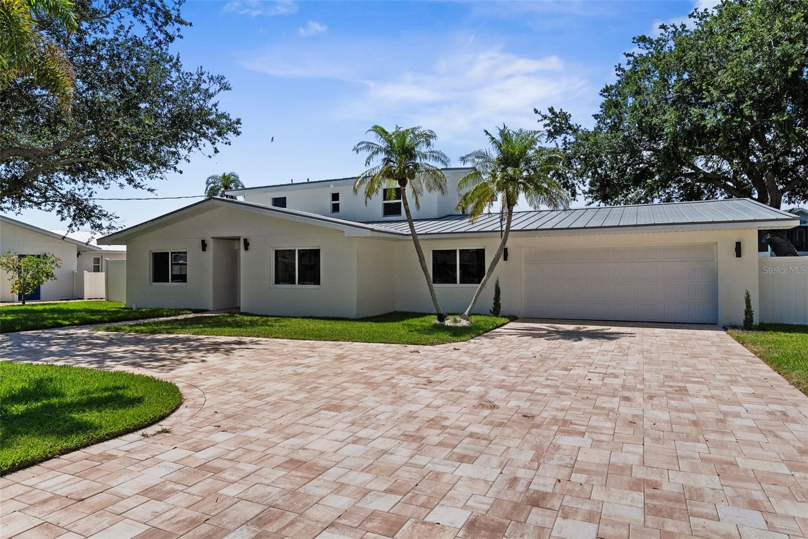 FLAMINGO CAY FIRST UNIT - Residential