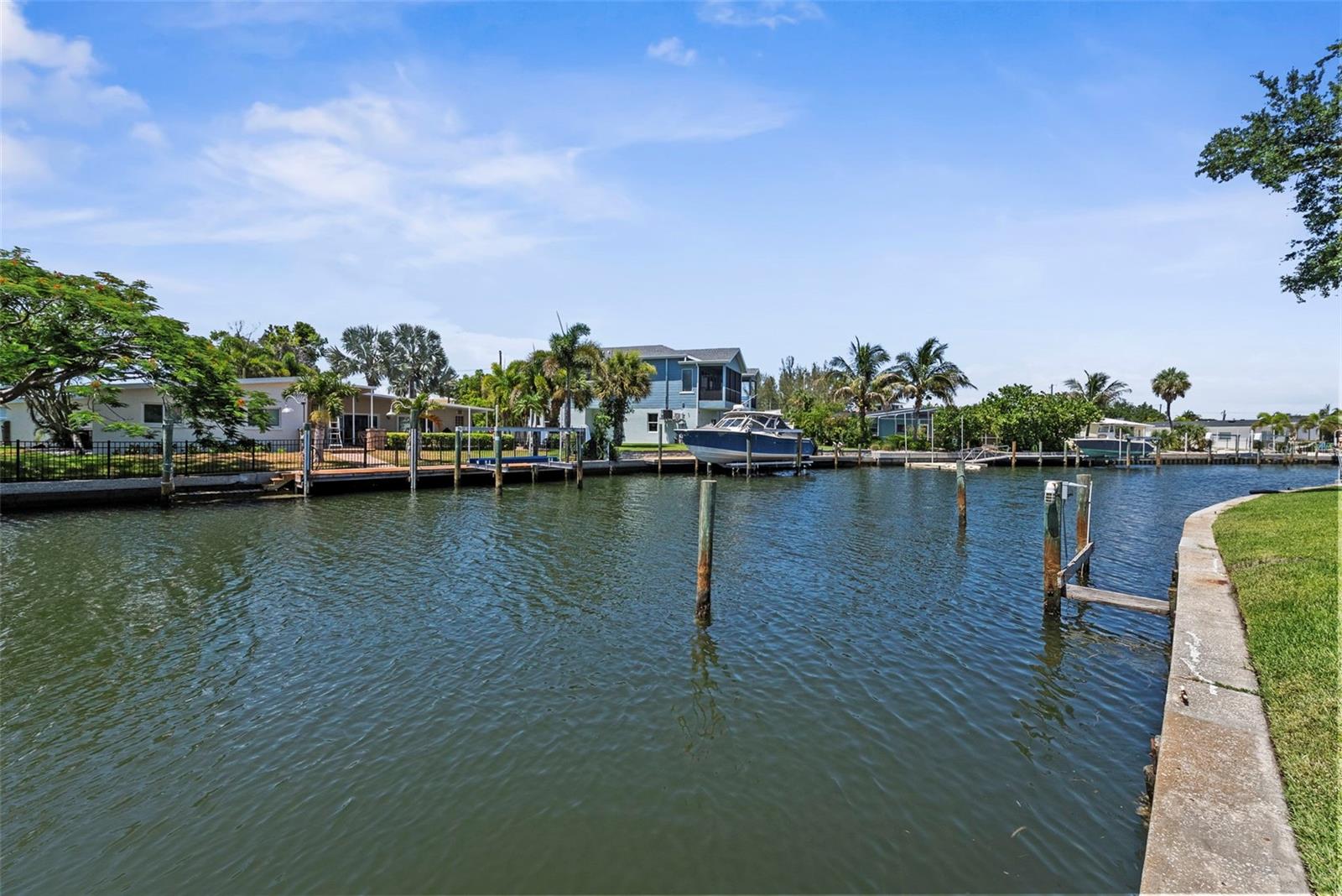 FLAMINGO CAY FIRST UNIT - Residential