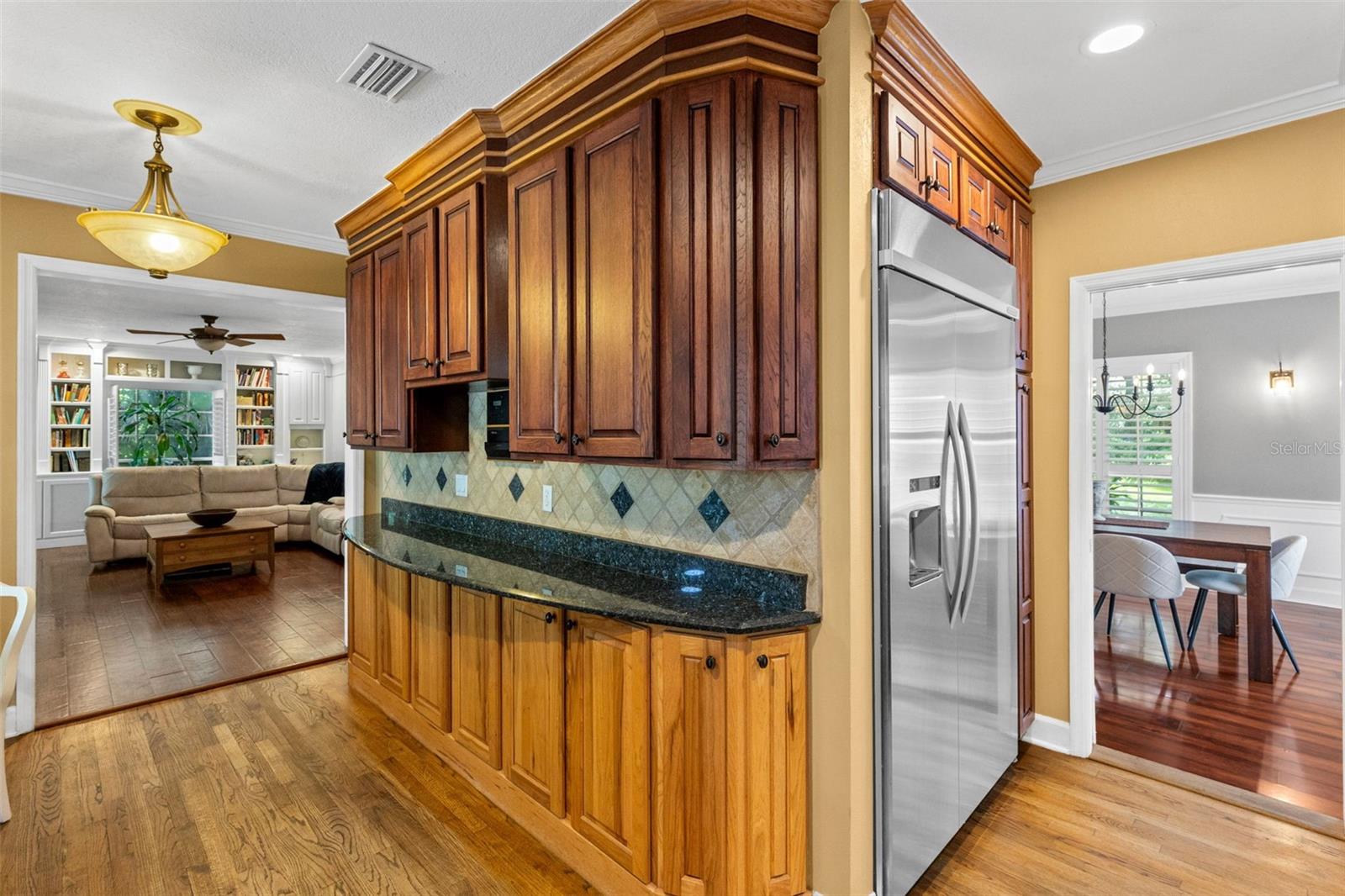 HANOVER WOODS - Residential