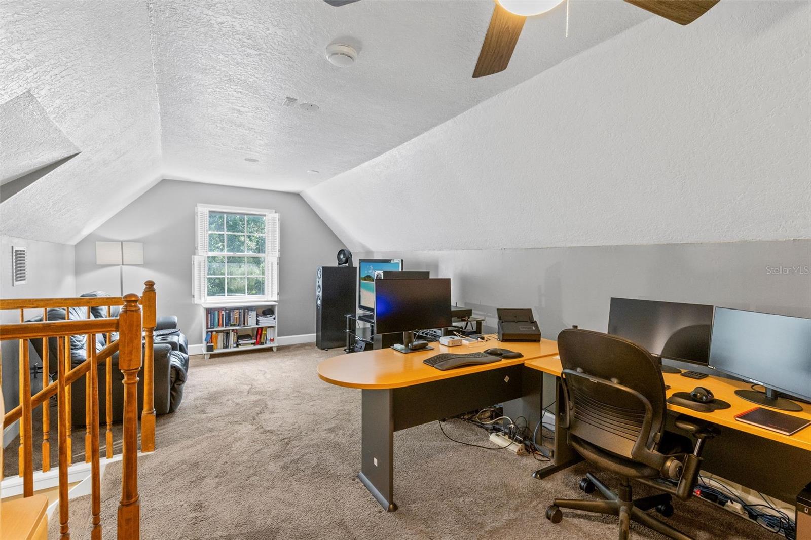 HANOVER WOODS - Residential