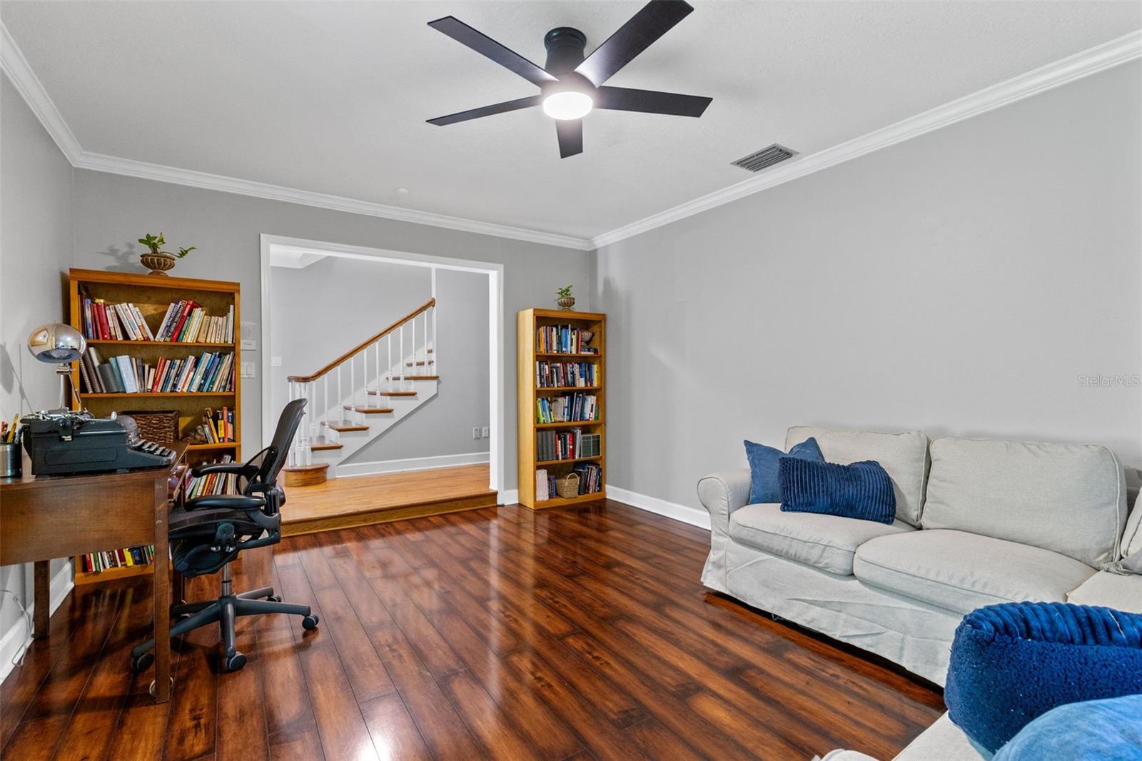 HANOVER WOODS - Residential