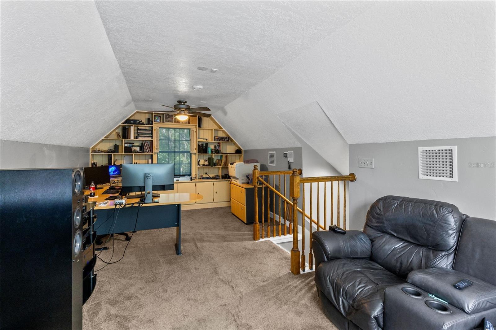 HANOVER WOODS - Residential