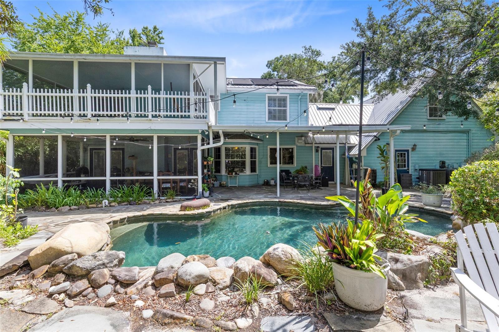HANOVER WOODS - Residential
