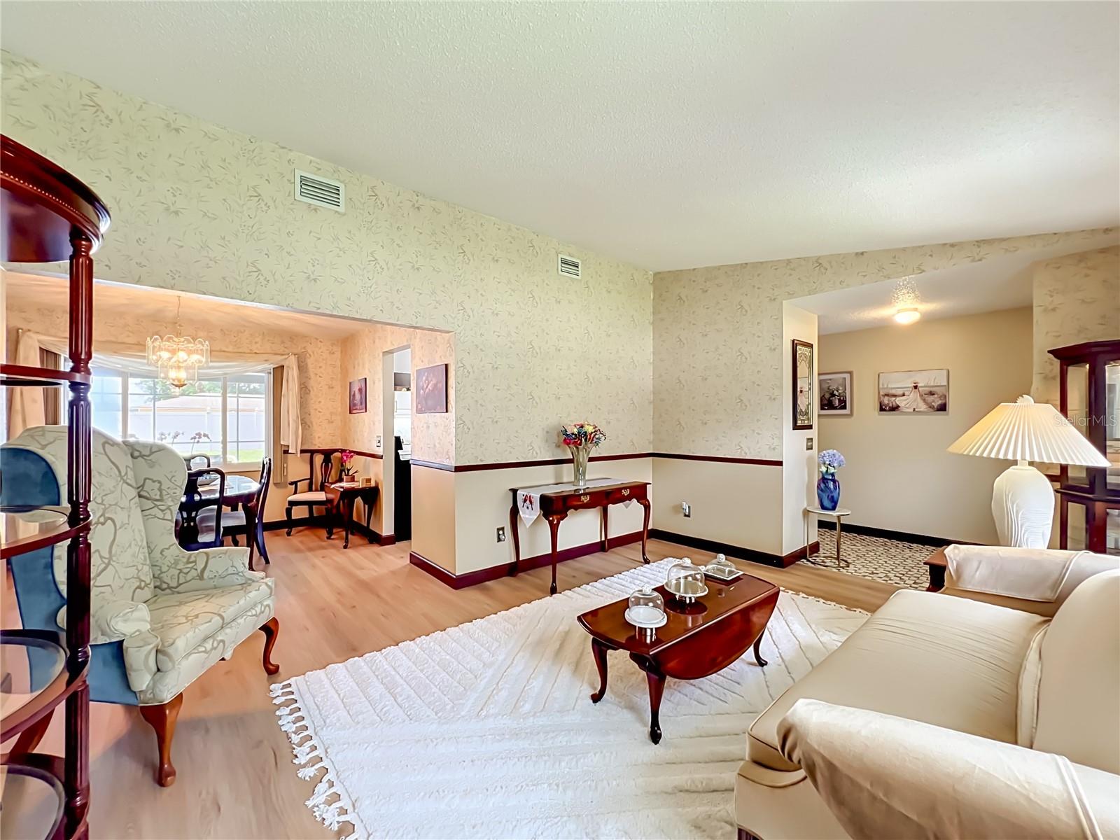 GARDEN LAKE ESTATES UNIT 2 - Residential