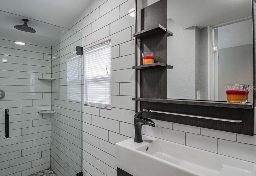 HANNAS SUB - Residential Lease