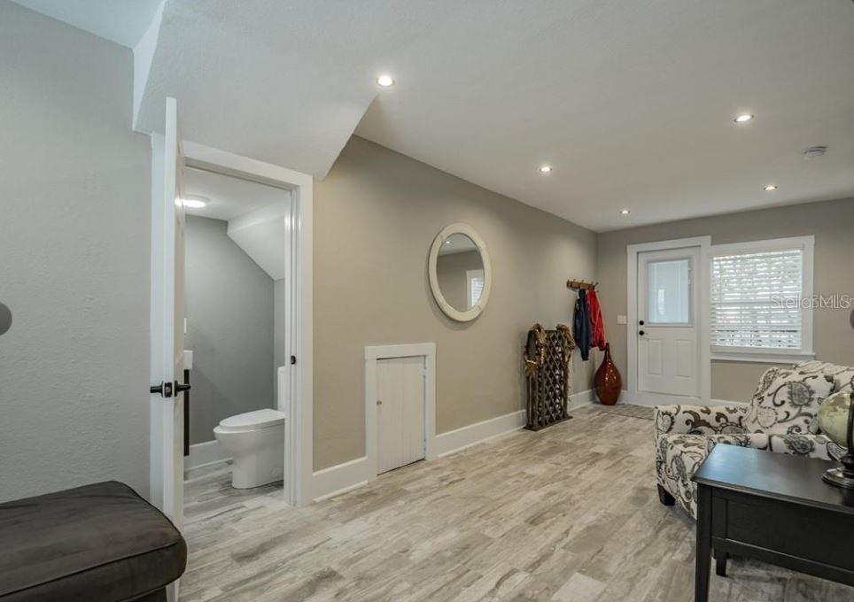 HANNAS SUB - Residential Lease