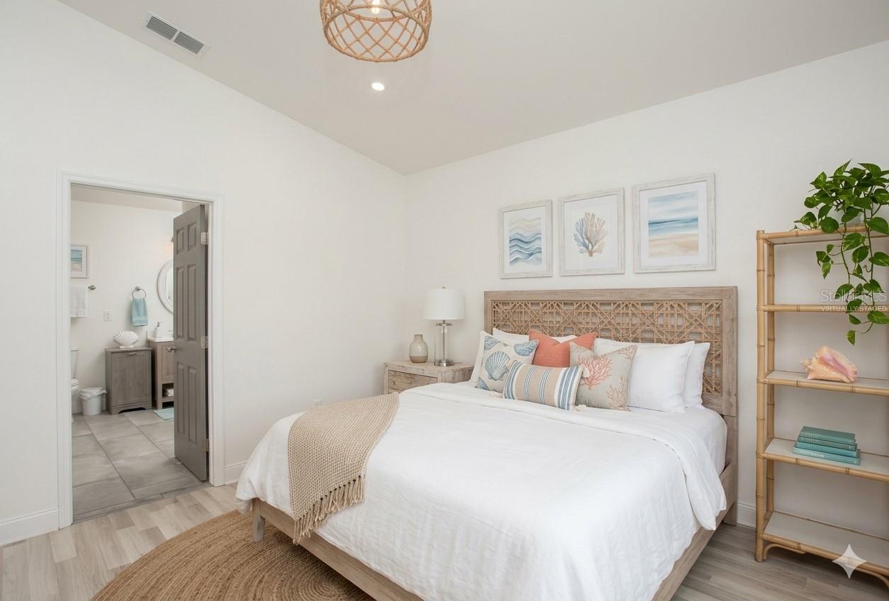 KENILWORTH - Residential