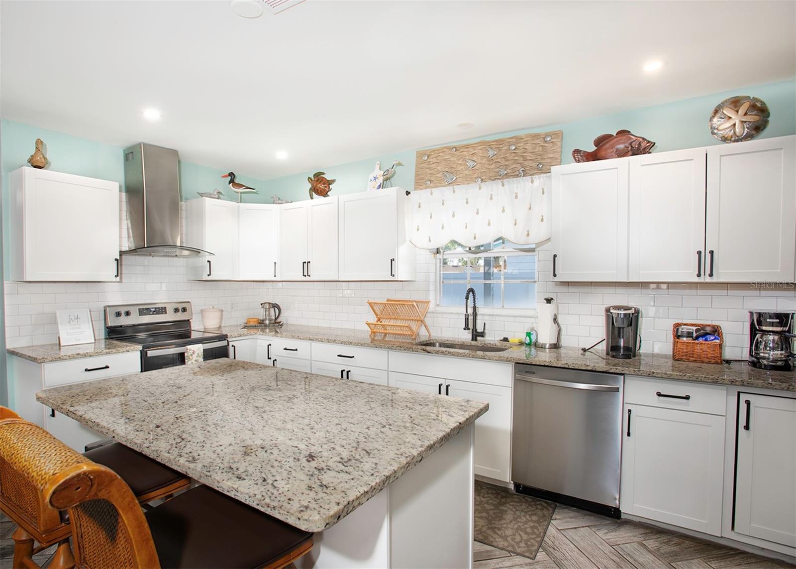 KENILWORTH - Residential