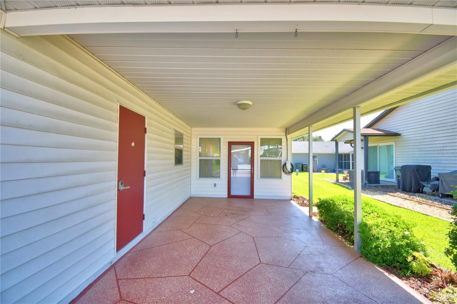 COLONNADES PH 01 - Residential