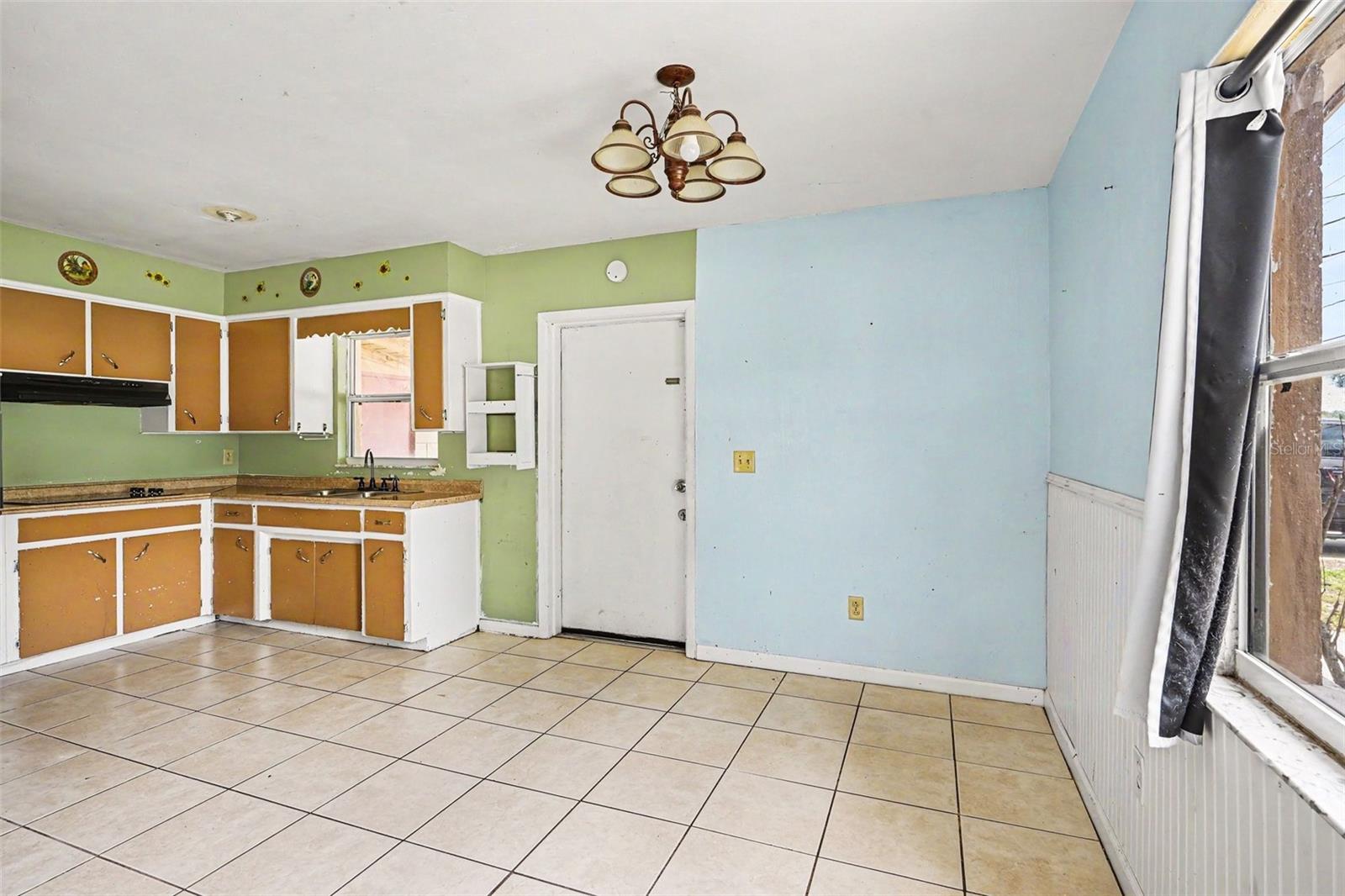 LASSITERS KC RESUBDIVISION - Residential