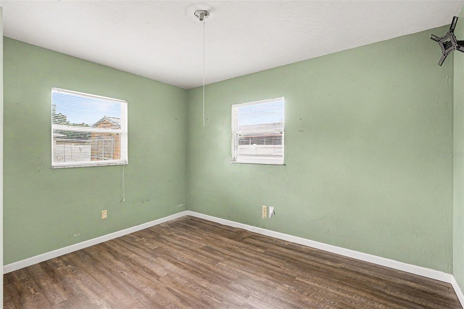 LASSITERS KC RESUBDIVISION - Residential