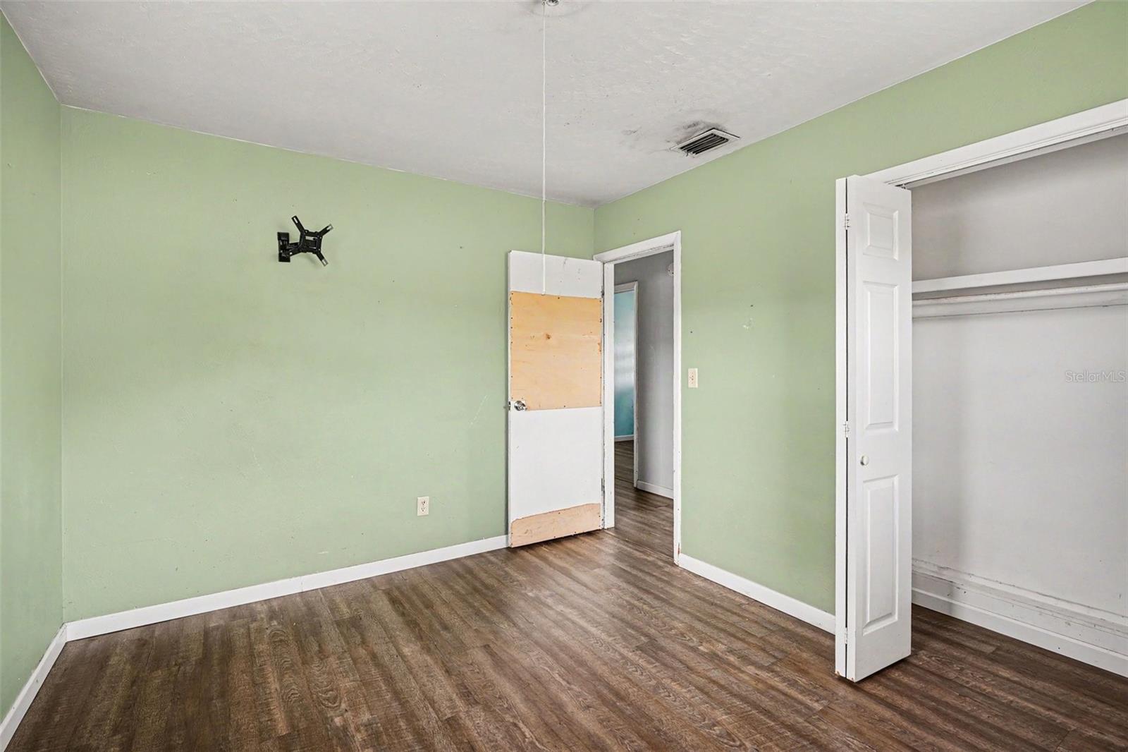 LASSITERS KC RESUBDIVISION - Residential