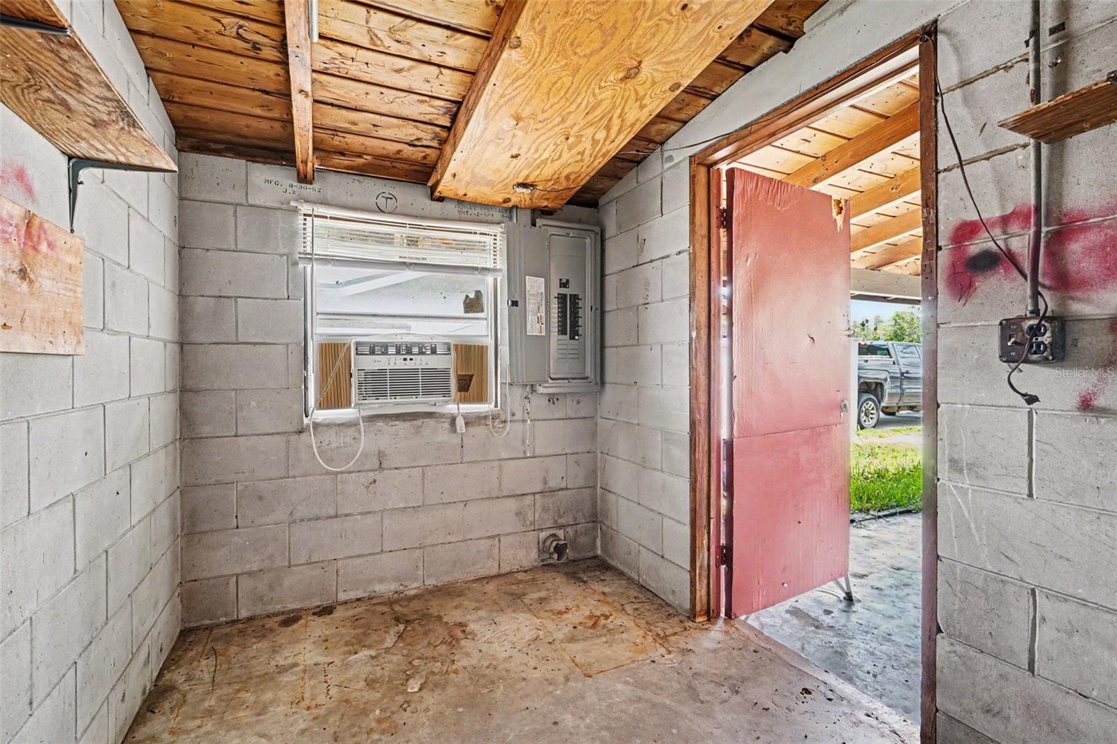 LASSITERS KC RESUBDIVISION - Residential