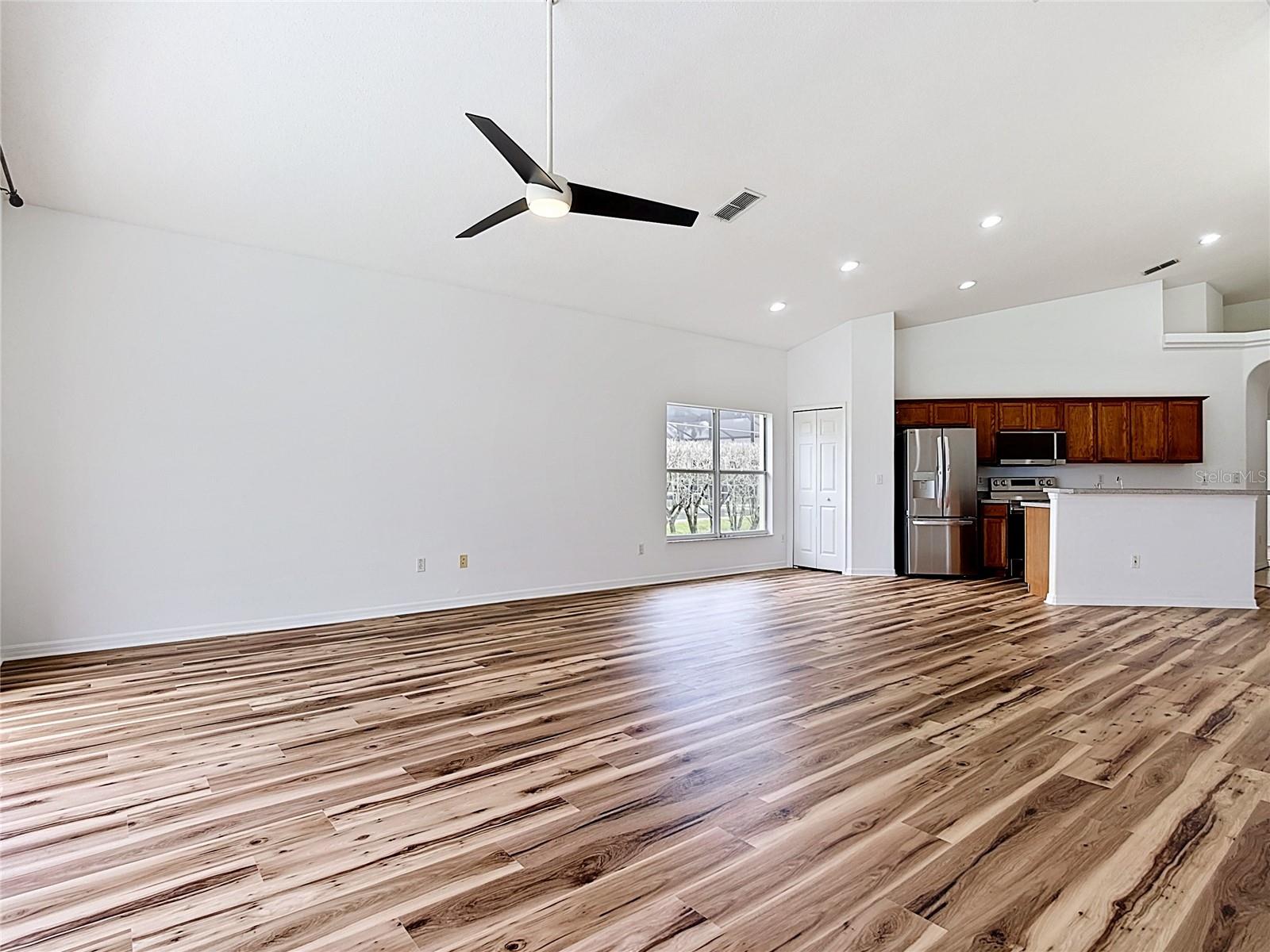 GLENBROOK SUB - Residential