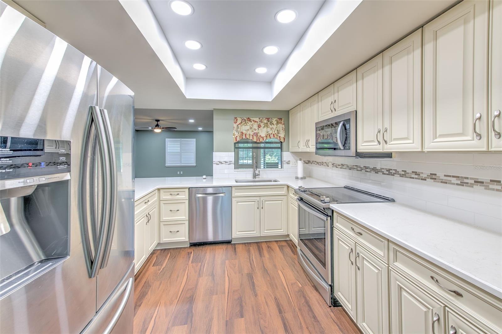 SUN CITY CENTER UNIT 32B - Residential