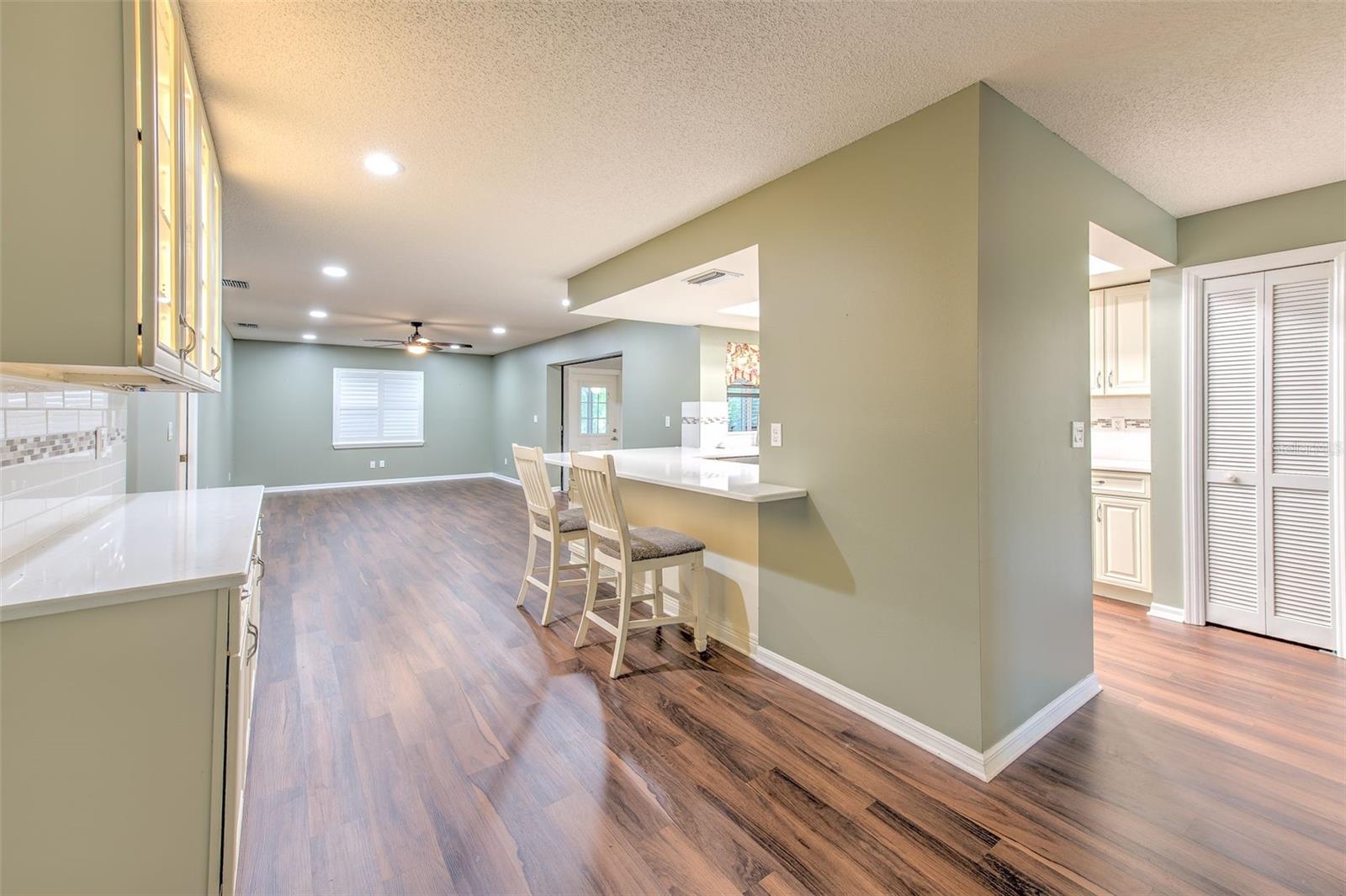 SUN CITY CENTER UNIT 32B - Residential