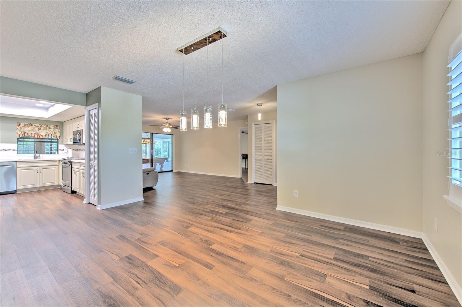 SUN CITY CENTER UNIT 32B - Residential