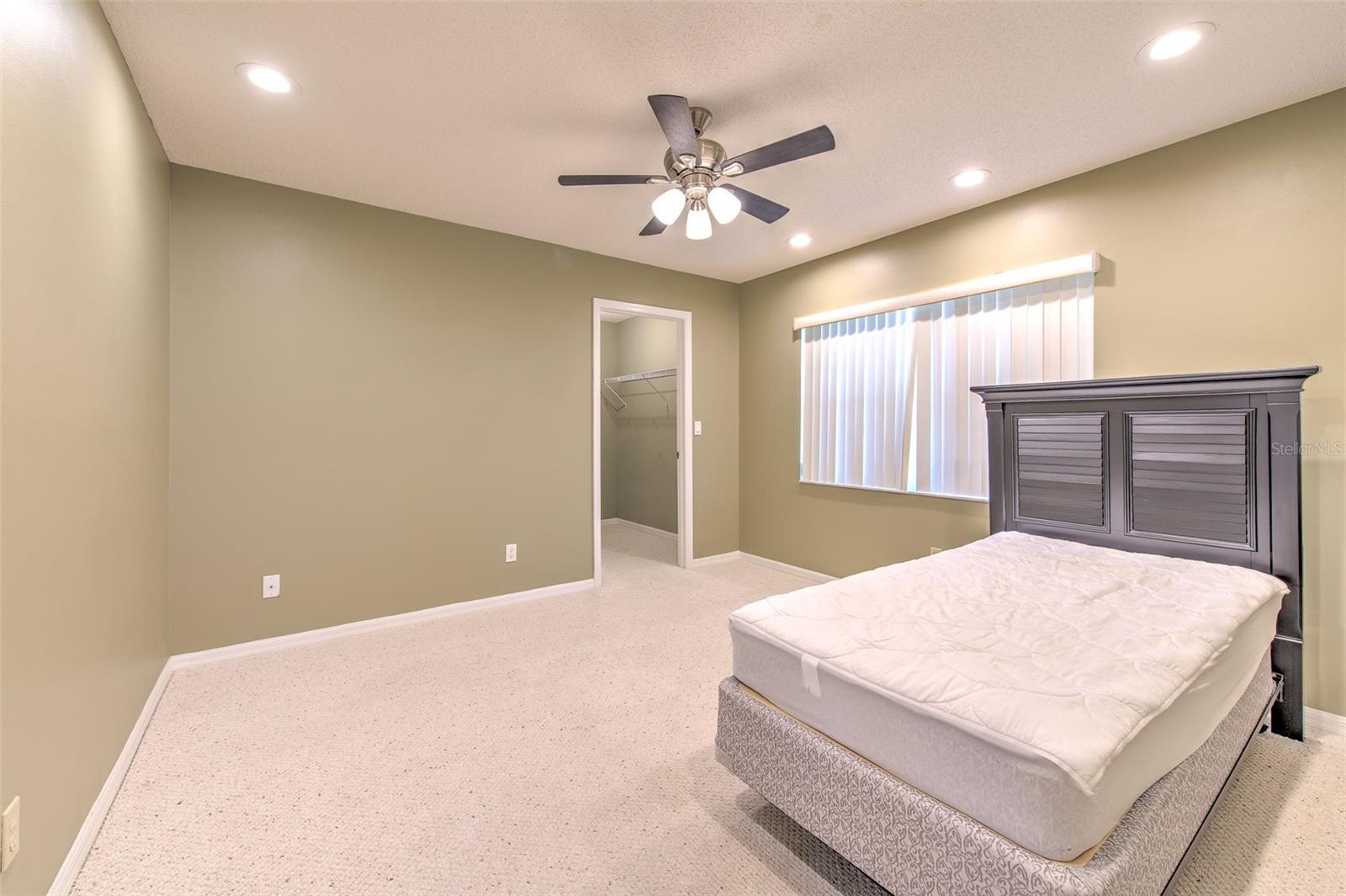 SUN CITY CENTER UNIT 32B - Residential