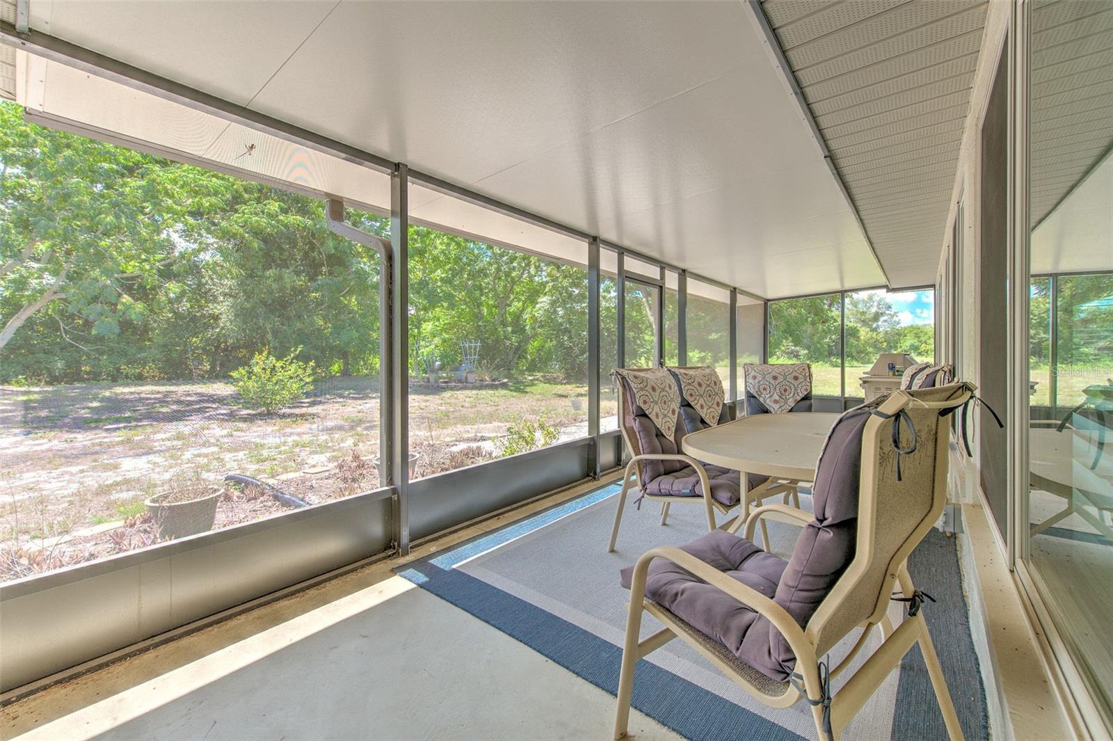 SUN CITY CENTER UNIT 32B - Residential