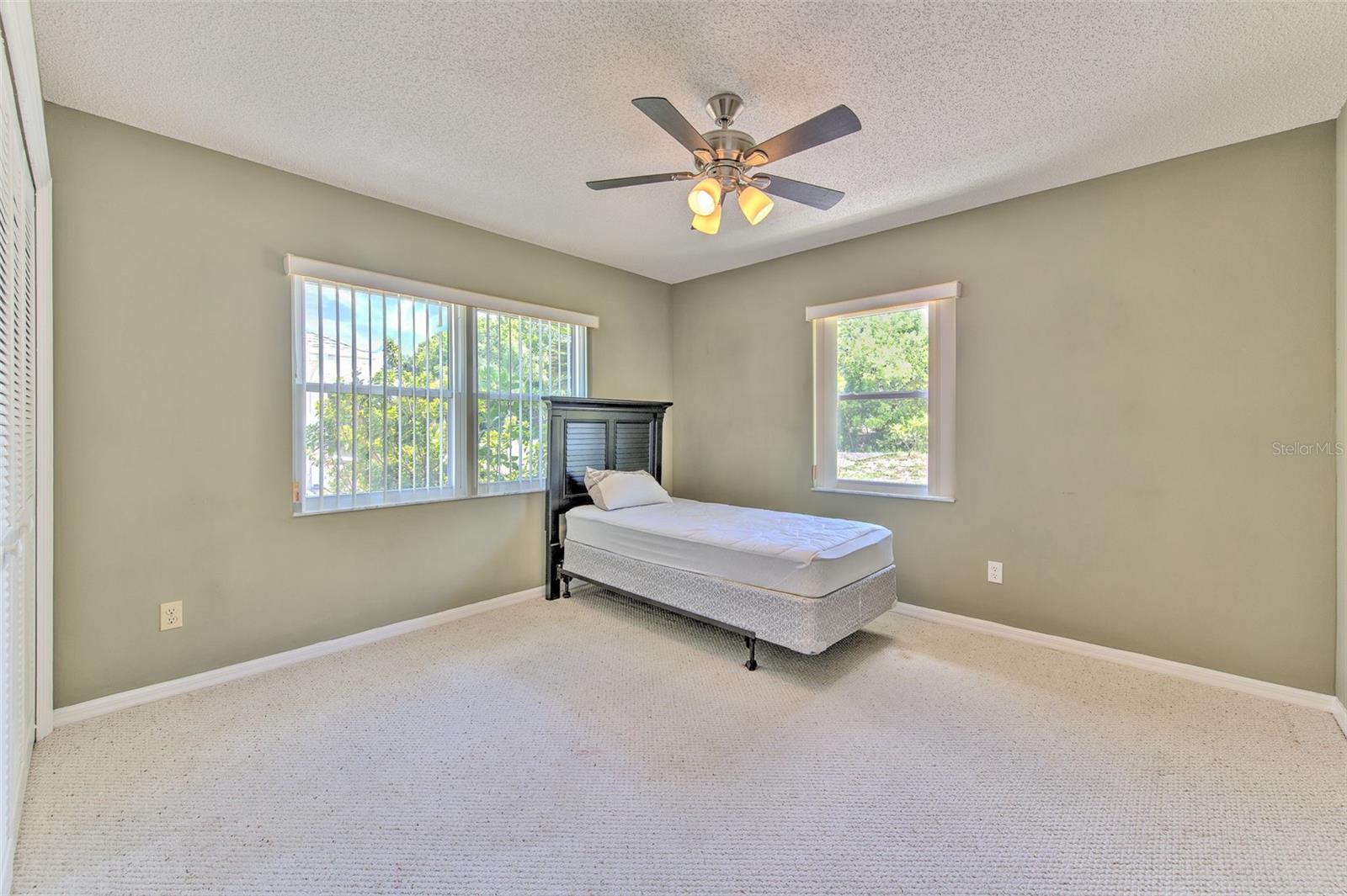 SUN CITY CENTER UNIT 32B - Residential