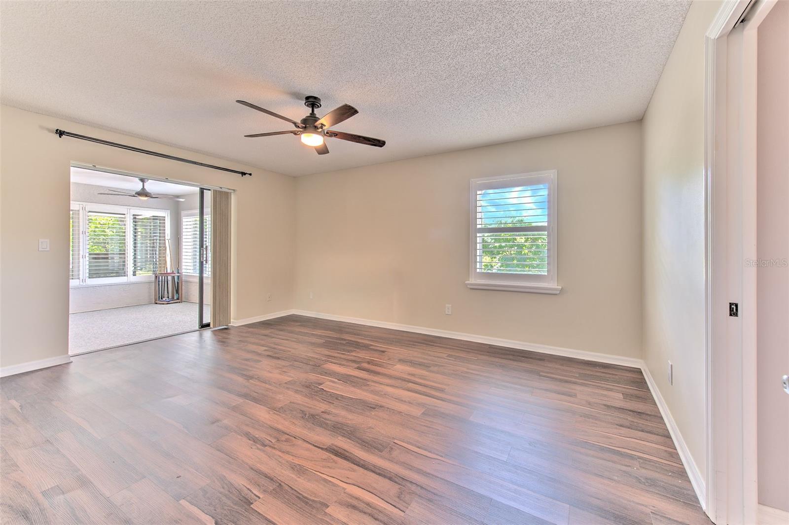 SUN CITY CENTER UNIT 32B - Residential