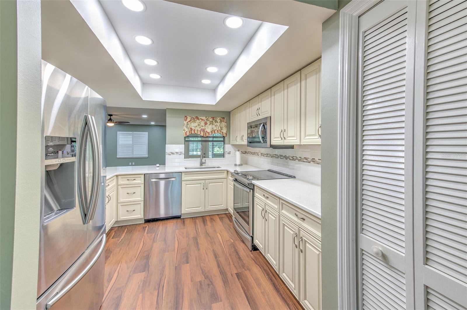 SUN CITY CENTER UNIT 32B - Residential