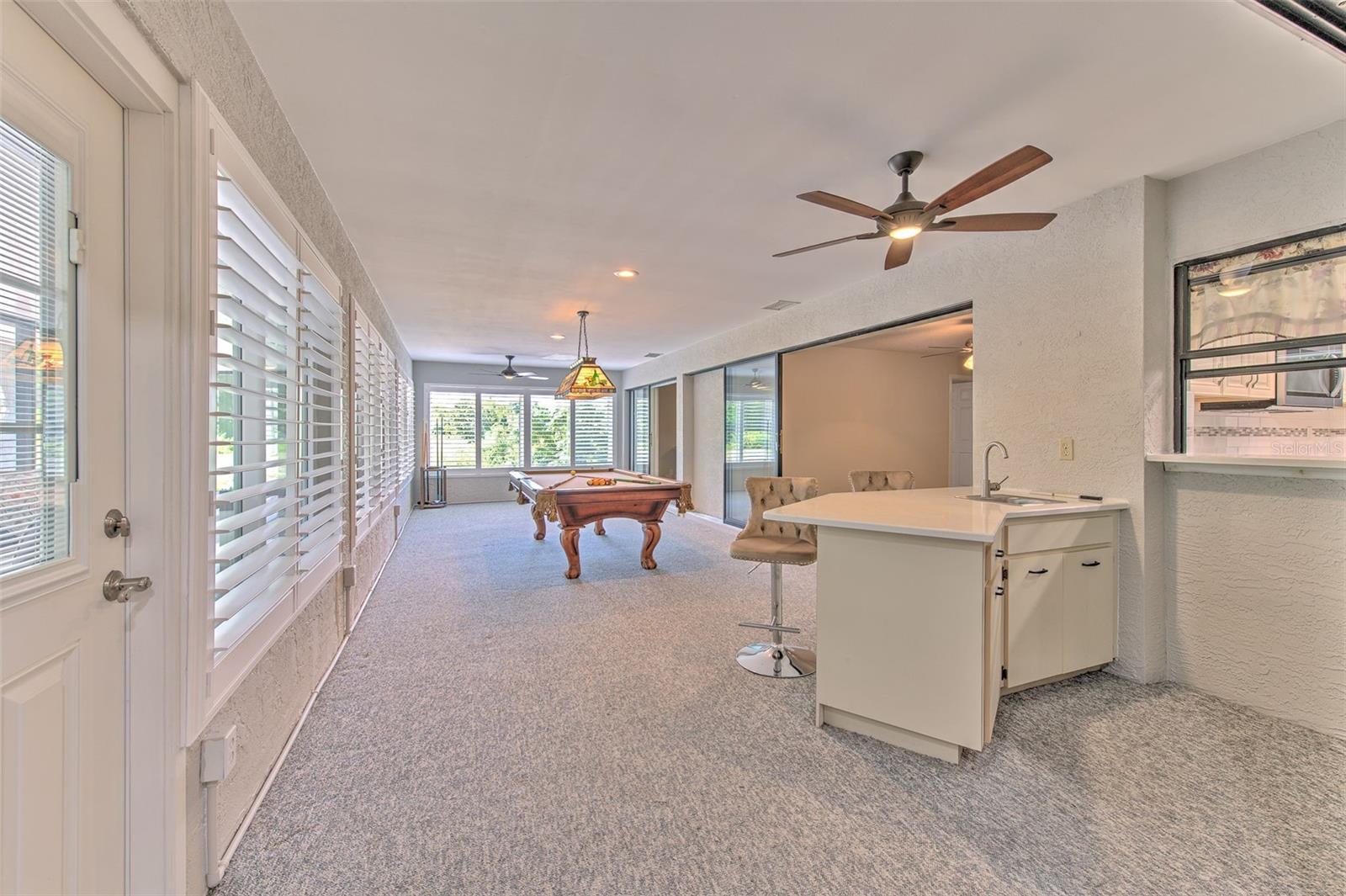 SUN CITY CENTER UNIT 32B - Residential