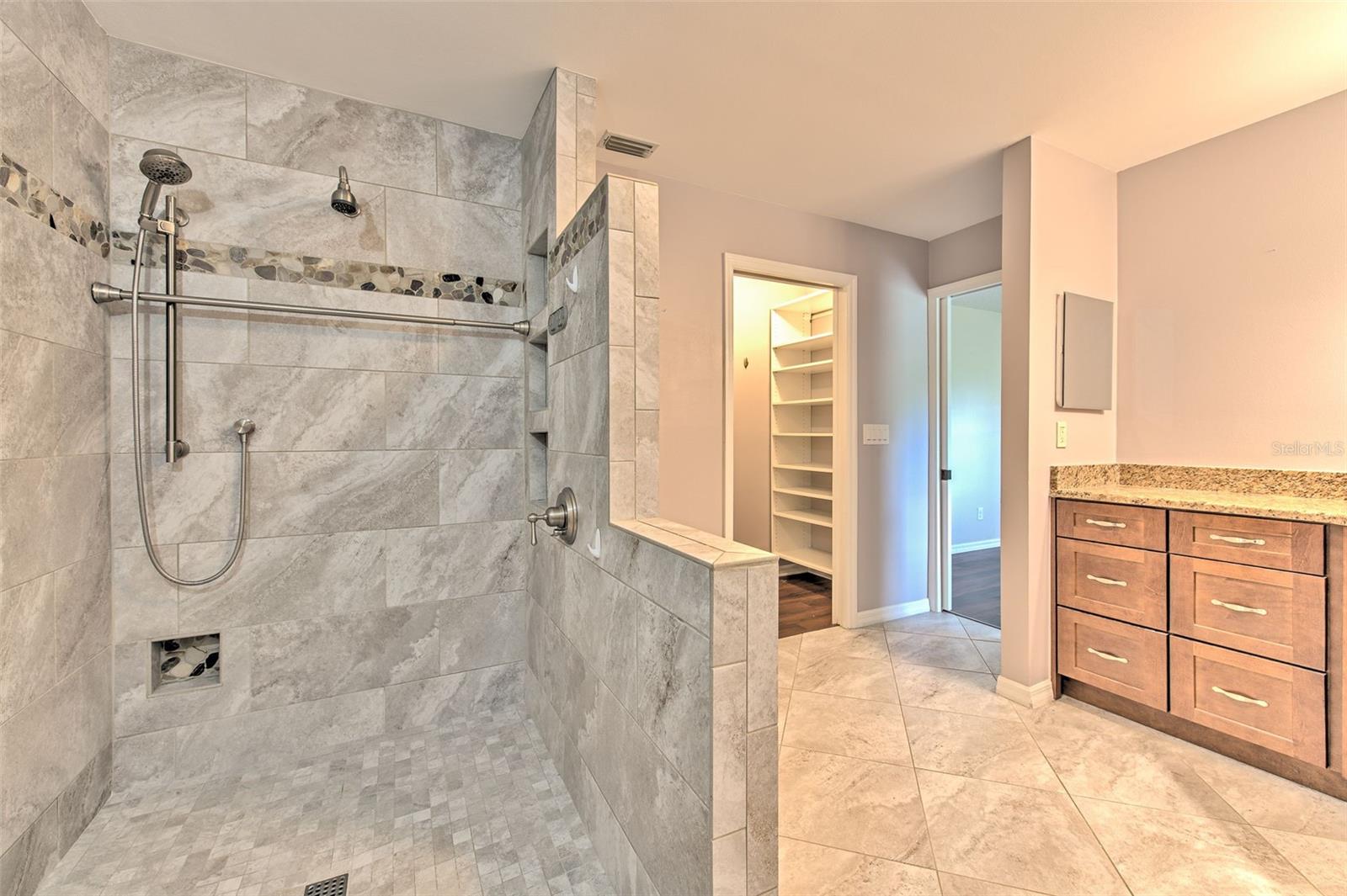 SUN CITY CENTER UNIT 32B - Residential