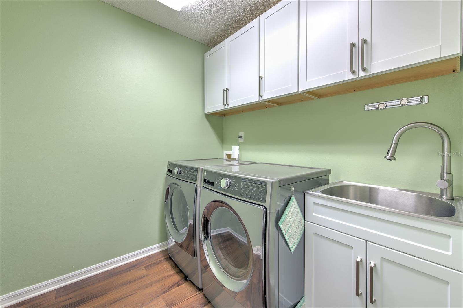 SUN CITY CENTER UNIT 32B - Residential