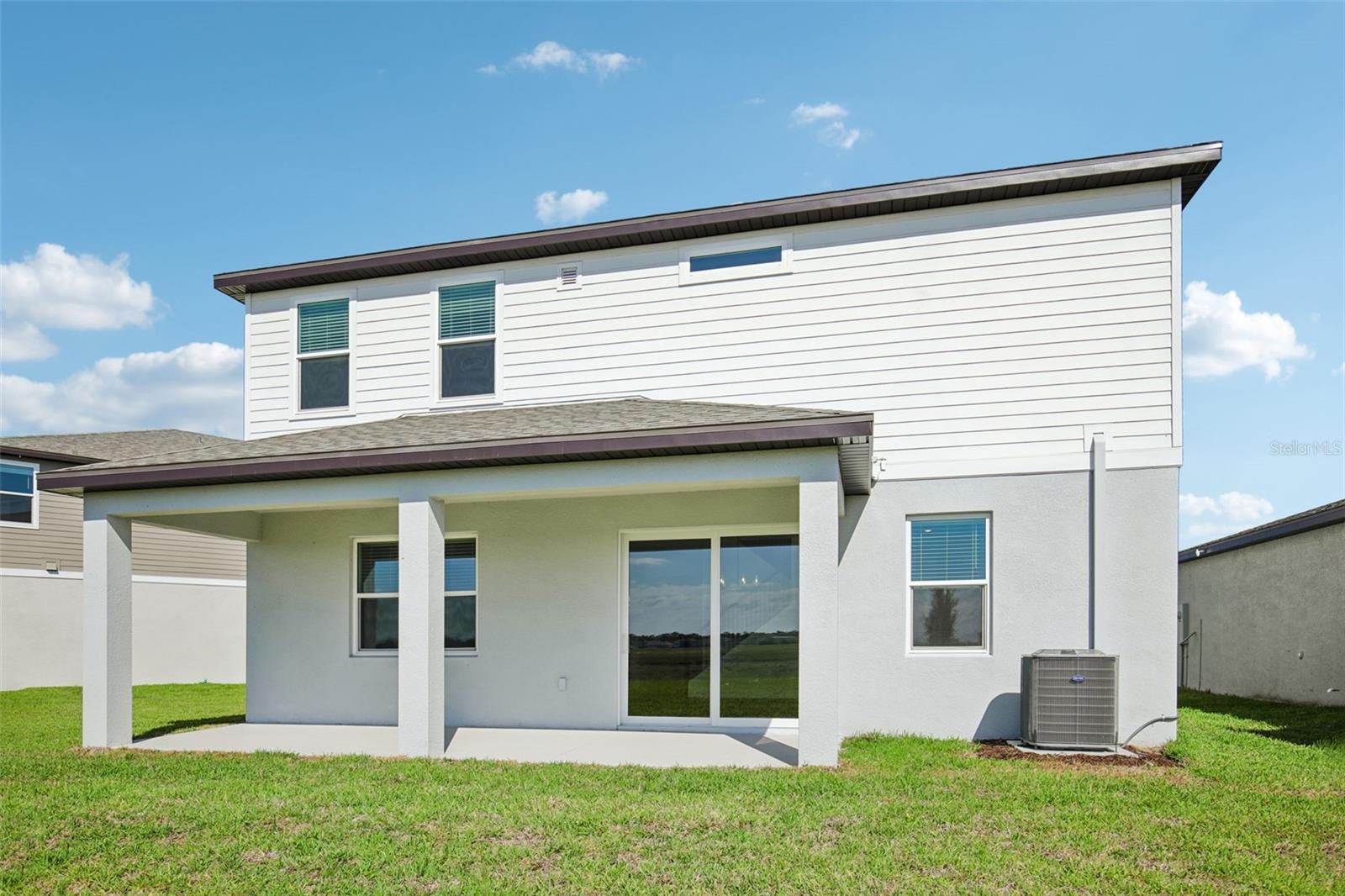 MAGNOLIA BAY - Residential
