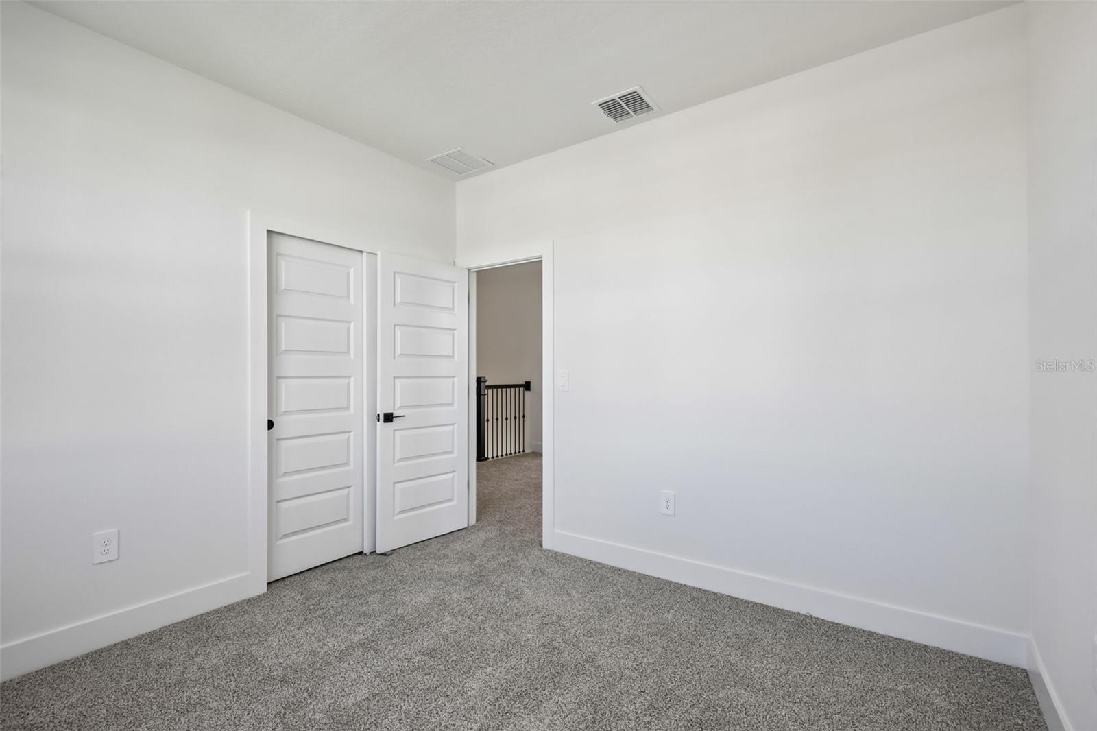 MAGNOLIA BAY - Residential