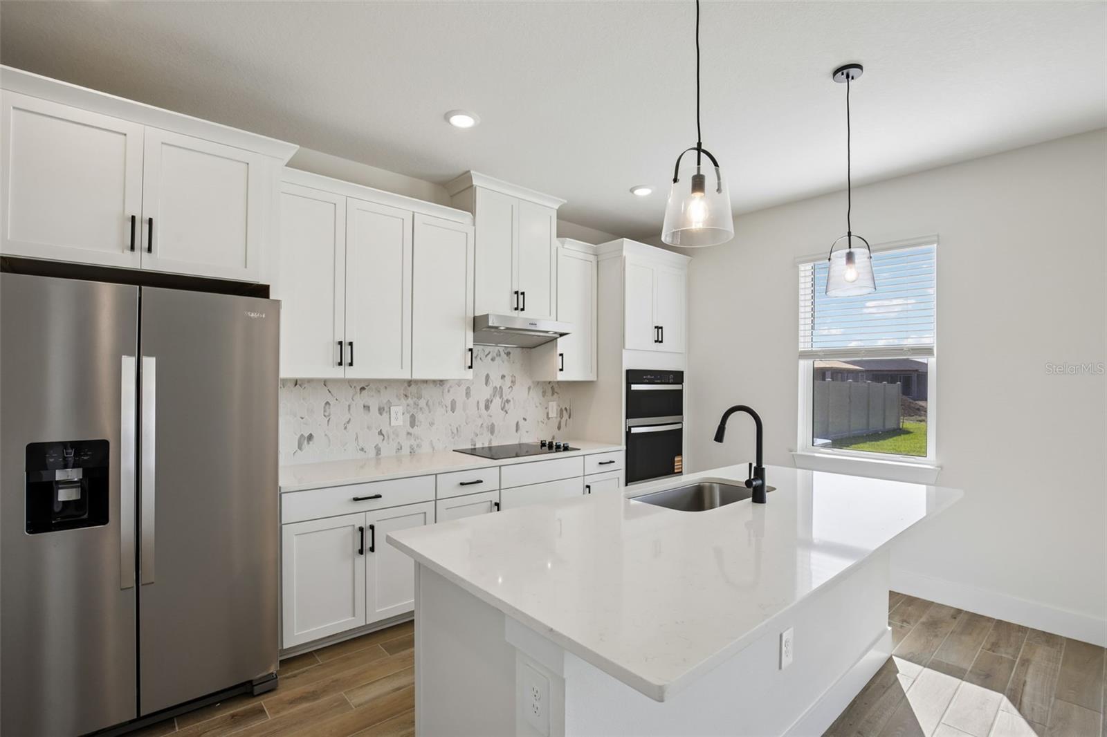 MAGNOLIA BAY - Residential