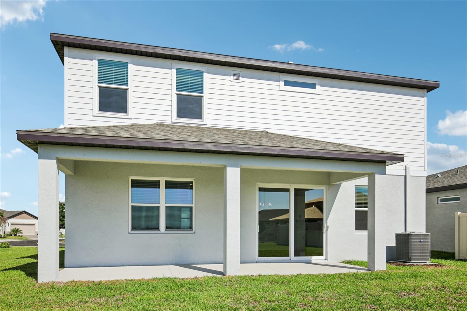 MAGNOLIA BAY - Residential