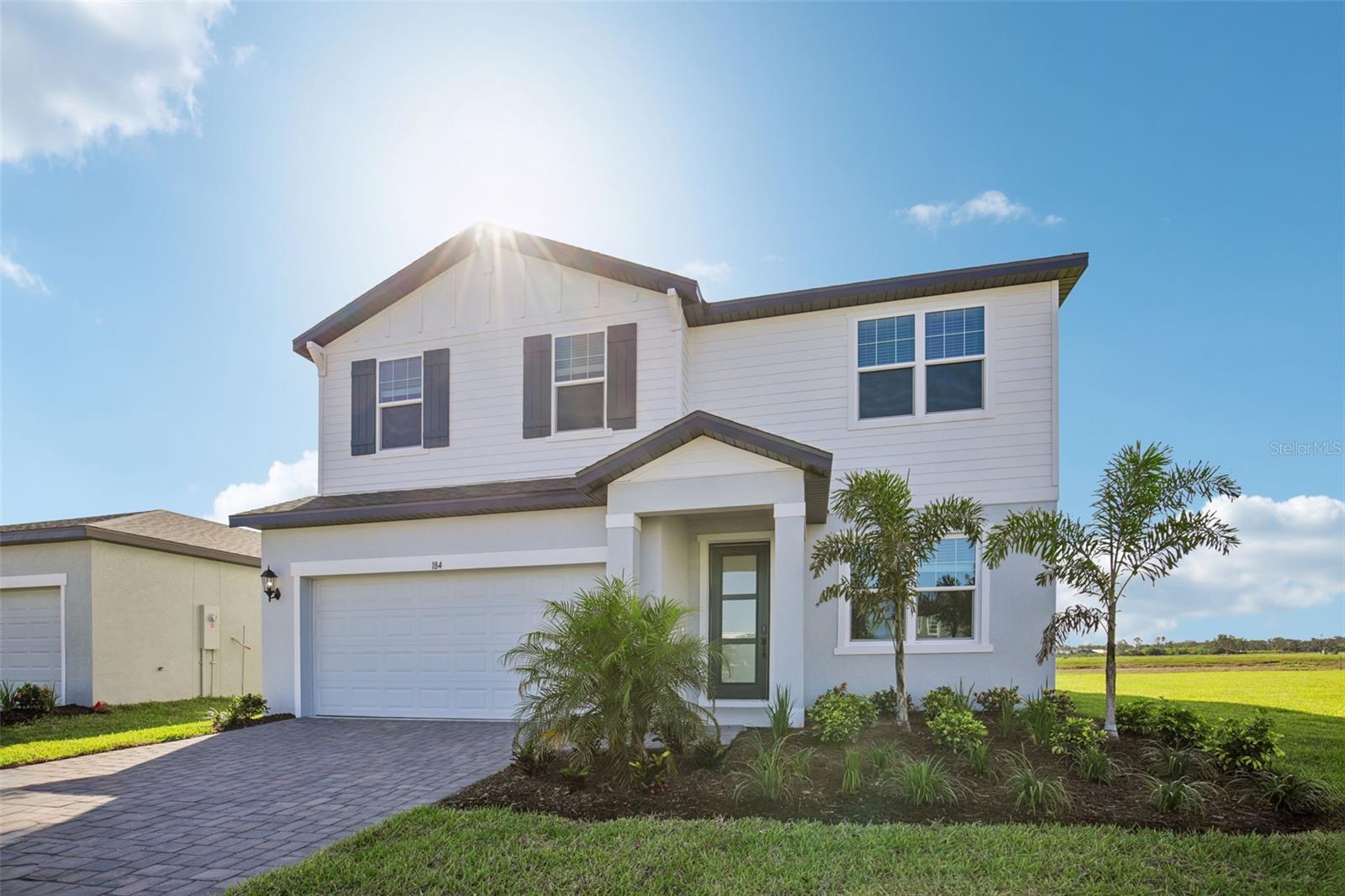 MAGNOLIA BAY - Residential