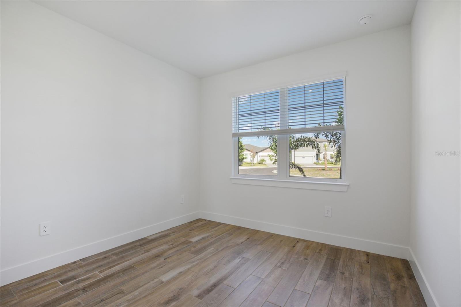 MAGNOLIA BAY - Residential